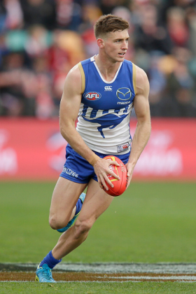 Shaun Atley has had a long career at North Melbourne without ever becoming elite at much of anything with football in hand, playing various outside roles mostly off the flanks at either end to use his blistering pace. At the moment he's starting on a wing, and put up a decent fantasy score last week even while his club were getting spifflicated. It looks very much like destroyations are on the menu for much of the rest of 2021 for the rebuilding Roos, so the fact that Atley can still score in a pizzling means he might garner some interest in daily fantasy formats today.