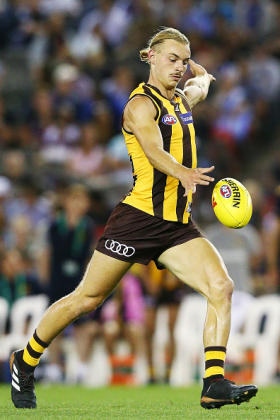James Worpel has had a quiet start to 2021 in statistical terms, but he has also been given run-with roles on the opposition's best midfielders at times as well. It's hard from the outside to tell which came first, but it is clear that Alastair Clarkson is trying to turn him into the defensive midfielder that Liam Shiels has been for so many years at Hawthorn, a role which every good team needs to fill with a solid both-way contributor. This position tends to limit a player's fantasy scoring floor, as sometimes his target requires full attention, but on other days big scores can result.