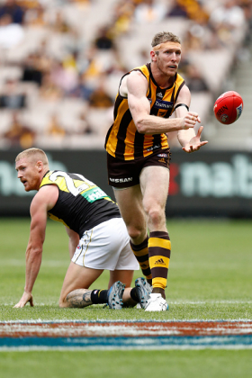 Ben McEvoy does not have a particularly high scoring ceiling for fantasy, we know that after all these years. He came into 2021 slightly underpriced due to spending the latter part of the previous season in defence covering injuries, so some fantasy coaches selected him as a stepping stone hoping that he would revert to his old role of Ruck and occasional forward stints. An injury to Jonathan Ceglar early in the season has cemented this role, and Big Boy has delivered with some solid if unspectacular cash accumulation. The time for upgrading will come soon.