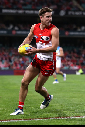 Jake Lloyd is the sort of fantasy asset that you want to have in your team by the end of the season, as he is a lock to be in the top six backs for fantasy with his supreme accumulation skills mopping the spillage at half back for the Bloods. He started 2021 with some middling scores but has roared back since then with every score 90 or above, including three past the 110 mark. Some fantasy defenders can be up and down according to the style of game being played that week, and you can catch them on a slight trough in price. No such luck for Lloyd, who is top dollar.