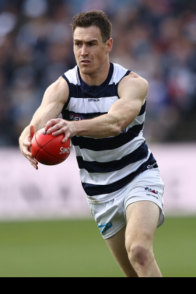 Jeremy Cameron is loving life at his new club Geelong, and he will be hoping to emulate Tom J. Lynch and his move from a struggling expansion team to a Victorian powerhouse to win a flag this year. As a fantasy asset. his quality has never translated into the quantity needed to become a premium, and that trend has not improved at the Cattery. Geelong's ball retention strategy tends to focus behind the centre line, where you will rarely find Jezza as he is very much a forward half operator. He is good for the odd startable score but he's more of a real star than a fantasy gem.