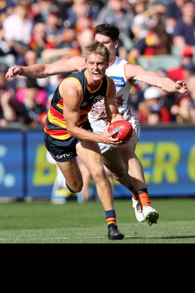 Jackson Hately joined the Adelaide Crows in the off season as another of the stream of highly-rated young GWS midfielders starved of opportunity who had to ply their craft at other clubs. He has had to watch from the sidelines as the far less credentialled Ben Keays has cemented his spot in the Crows engine room after transferring from Brisbane under similar circumstances. Perhaps an injury-affected preparation can be blamed for that, but another injury to Rory Sloane opens the door for a late-season surge for the ex-Giant, which has interesting fantasy implications.
