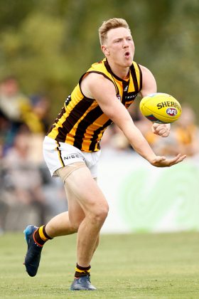 James Sicily missed all of last campaign after an ACL rupture late in 2020, and he returns to a Hawthorn side with a lot of half back flankers and not much depth in tall defenders. His role before injury - apart from a short-lived jaunt forward - was mostly to be third tall back with a lot of responsibility for rebounding, making use of his exquisite disposal skills by foot. IN his absence Changkuoth Jiath played a fair bit of his role, and it will be interesting to see what the dynamic is with both in the side this year. Plenty of fantasy coaches have placed faith in his resurgence.