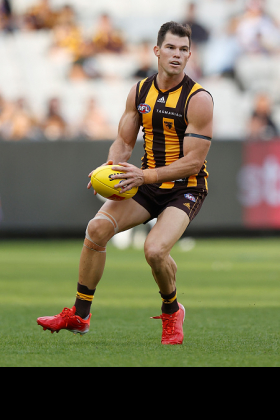  led Hawthorn to a victory last week against Geelong but his unusual gameplan was a symbol of the way Sam Mitchell is already reshaping this side. He was used only sparingly in his customary inside midfield position, and spent much of the second half as a forward trying to keep Tom Stewart accountable, including a handful of pivotal contests in Q4 to keep the Hawks' late charge alive. Mitchell wants roleplayers who shift roles within games, which can tend to limit fantasy scoring potential. JOM's personal scoring floor is low as a consequence.