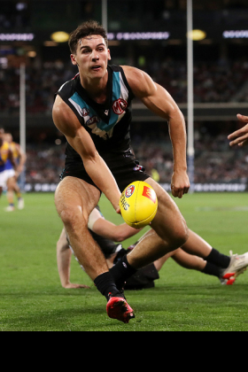 Connor Rozee has, along with Zak Butters, been given the keys to the Port Adelaide midfield engine room, making him a fabulous prospect for fantasy with his existing FWD designation. Butters has been there the whole season while it took until a few weeks ago for Rozee to join him, but with the Power dropping off this year in some major midfield KPIs the decision has obviously been made to invest in youth. Travis Boak is nearly into his twilight and Ollie Wines hasn't quite been right this year, so if the Pear are to do anything this year, it's on the backs of these two.