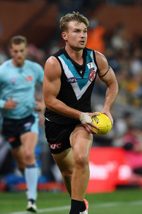 Ollie Wines has a Brownlow Medal around his neck but started off his 2022 campaign quietly due to injury, and had to watch as his team struggled to a 0-5 start. The Power have pressed the reset button and recovered to nearly .500 and Wines has returned and built match fitness to now be vying to come into your fantasy side, particularly after the byes. Port are going to be striving to reach the eight and then maybe the four as they are good enough to get there, and their experiment with Rozee and Butters has not worked at times. One for the watchlist.