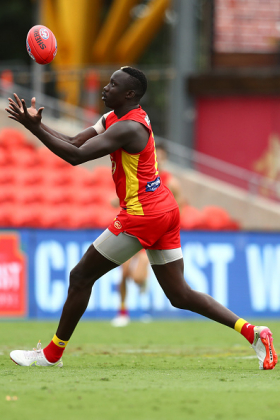 Mabior Chol is not the sort of player who would normally attract the interest of fantasy coaches, playing a forward/ruck role which under usual circumstances is not fantasy-relevant no matter how good you are due to a very low scoring floor. Chol has had a good run recently though, being best on ground in a big win over the Dockers three weeks ago and filling his boots again in a thrashing of the young Hawks last round. Today he comes up against North Melbourne, and he looms as a still-underpriced option in daily fantasy formats to kick another bag.