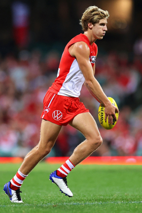 Dylan Stephens was extremely cheap in some fantasy competitions at the start of 2022 which saw him creep into a lot of starting teams... only for him to spend the vast majority of the season so far in the VFL, apart from today's late in to replace best 22 players with illness. He is a signature example of the pitfalls of going for a fringe player whom you know is good but doesn't have enough job security to deliver appearance on the park in the senior. The best attribute of a fantasy player is actually playing in the ones, unlike Stephens most of the year.