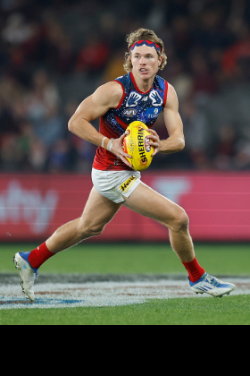Jayden Hunt has come back into the Melbourne side at a time of need, with the team seeking a solution to a mid-season form slump that may continue tonight against the rampaging Magpies. Hunt has looked at times like he not best 22 for the Demons due to his defensive skills not quite being up to snuff, but they desperately need some line-breaking pace on rebound and that is Hunt's one wood. Like Ed Langdon, if Hunt is to cement himself in the senior side he won't be of fantasy use but he will enable others to do what they do best - feeding off his hard running.