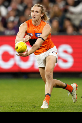 Nick Haynes is just about the median GWS Giant these days: obviously highly skilled, quality footy brain, but hamstrung by a series of injuries and, just quietly, maybe some poor coaching and development. He has devolved as a player, in other words, as the franchise as a whole did towards the end of the Leon Cameron era at Breakfast Point. You can set up a new AFL club anywhere but if the players aren't given a stable footy environment and led by solid citizens who know what they are doing, you can end up with not much for decades of toil. Haynes is not alone there.