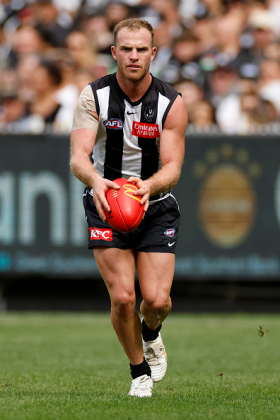 Tom Mitchell has not really come to Collingwood to be a match winner, as he used to be back in his Sydney and Hawthorn days when he was winning media awards and earning the big bucks. His job for the Magpies is to shore up what had been a glaring weakness for the club at the coalface, and to at least break even in clearances so that the team can find another way to win - most likely from turnovers from their small forward fleet and rebounds through the Daicoses. As such, his personal fantasy relevance is long gone, but he makes teammates look better.