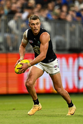 Patrick Cripps is the latest in a long line of highly decorated inside midfielders at Carlton, the most recent Brownlow winner which has capped off a stellar individual career. However, he was matched up in midfield last week on Josh Dunkley who torched him continuously all game, exposing his lack of run off the ball to rack up possessions between contests as well as more than holding his own at stoppages. Dunkley is the complete package; Cripps is a clearance beast and not much else. That is why Dunkley is far more popular for fantasy than Cripps despite the medal.