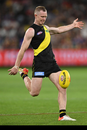 Jack Riewoldt represents what Richmond was last year: great but old. Riewoldt could still deliver when it counted with high quality finishing, but the problem was that he didn't have enough supply from a midfield down on soldiers and with Dustin Martin not the player he once was. The advent of Tim Taranto and Jacob Hopper promises an Indian Tiger summer in the winter of 2023, and if Dion Prestia can avoid soft tissue injuries there is no reason the Tigs can't make a run deep into September. Worth a look as a spot start for fantasy purposes.