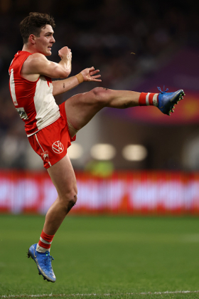 Errol Gulden has had a relatively quiet start to the 2024 campaign, outshone in large part by the rise of Isaac Heeney to early Brownlow Medal favouritism. His role has not changed at all from last year, just as often starting on a wing as in the middle, but he is most definitely a pure midfielder following the ball wherever he starts from. His best plays involve using his pace and balance to sprint away from congestion in the centre to set up scores or dob them himself, and he will no doubt have more opportunities today against the Suns. A POD trade-in target for fantasy.