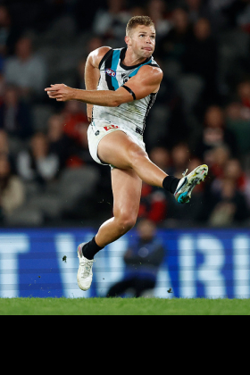 Dan Houston is a prime example of a type of player that almost every AFL team has these days: the spitter. He starts at half back and joins the gaggles of flankers who zone up to the contest, in his case staying a kick behind the play to clean up and redirect. This role can produce some of the best fantasy scoring in the sport, especially if the coaches are trying to play zones instead of man-on-man, as players like Houston can dance between the raindrops to cause maximum damage on the counter. He looms as a must-have top six fantasy defender again this year.
