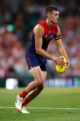 Blake Howes was one of the many cash cows who started their 2024 run with a string of nice scores, only to fall by the wayside as this has been a brutal year for rookie players. Perhaps it's the extreme length of the season, maybe it's just a case of bad luck that so many of the Rising Star candidates have been suspended or injured. In recent games, with Melbourne struggling to find fit key defenders, Howes has been called upon to play that role. With a listed height of 191cm he is tall enough, just... but his bulk is clearly not there yet. He may descend into a Mr Fixit role at this rate.