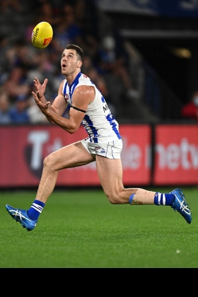 Tristan Xerri has the scalp of no less than Max Gawn on his belt already this season, albeit Melbourne coach Simon Goodwin attributed that to a family illness in the presser after the game. Xerri is vying with Gawn and Max Grundy for the title of #1 ruckman, and while he doesn't have the supreme tap skills of Jarrod Witts or the all-round game in between stoppages of Tim English, he could be one of the top two fantasy scorers in the ruck position by season's end. Today he meets Witts, who will probably edge him in hit outs but will get the run around from the more mobile Roo.