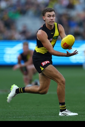 Sam Banks is a tireless runner with a booming kick, a combination that would earn him a best 22 spot in most senior AFL teams even now despite his relative inexperience. His role has shifted from a wing to a half back flank in recent weeks, but with Jayden Short returning from injury he is likely to start further up the ground again. He has all the tools to be a damaging 200-game player in the manner of Short himself; the question remains whether his starting position will be in the back half or tending more towards attack.