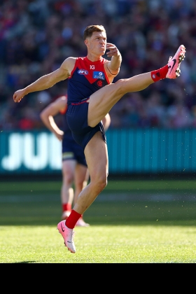 Jake Melksham is the sort of player for fantasy leagues that you will very often find in the draft pool, an undersized key forward in a poor team whose midfield is not noted for its quality delivery inside 50. He has been called upon in recent weeks to play full forward, a role not particularly suited to his slight frame, but he has managed to make it work by concentrating on leads rather than staying in the goalsquare, and has put the sword to some noted full backs. Picking up a player like this off the wire at just the right time is crucial to win your fantasy league.