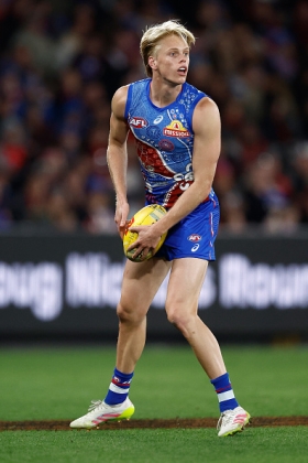 Sam Davidson came into a Western Bulldogs team this season which was looking for more run on the outside to replace the departed Bailey Smith. Davidson can run, as he did off a wing earlier in the year, but his role has shifted more to a half forward flank in the latter third of the campaign, with Oskar Baker's dash judged to be superior. Davidson has skills and makes good decisions, so he's up to the level, the question is whether he has a one-wood that can set him apart from all the other roleplayers in the league to cement a best 22 spot.