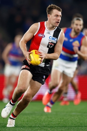 Jack Macrae has built a second chapter in his career at St Kilda post his clearance from the Bulldogs, doing what he has always done: accumulated both inside and outside, with a specialty of finding targets inside 50 with good vision and clean kicking to inside channels from half forward flanks. With Jack Steele and Zak Jones departing the club in the off season, it is Macrae who is the glue holding the midfield together as it is built around the burgeoning talents of Nasiah Wanganeen-Milera. He can play the same role as Josh Dunkley has at Brisbane, with hopefully similar results.