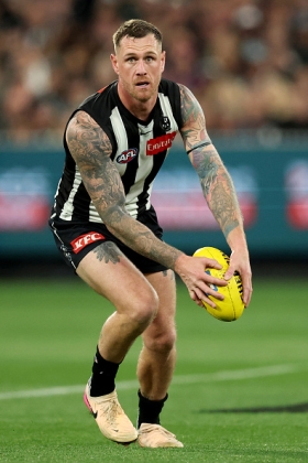 Tim Membrey is nominally the leader of the key forward group at Collingwood after the off-season departures of Brody Mihocek and Mason Cox, although everyone knows when the whips are cracking it will be the titchy Jamie Elliott targeted to kick the winning goal. With Daniel McStay hleping out in ruck and Elliott as the third leading forward, it's Skunk who has to do a lot of donkey work of drawing a pack together and halving contests to enable his crumbers to get to work on the ground. As such, his fantasy value is limited to times when you just need a warm body.