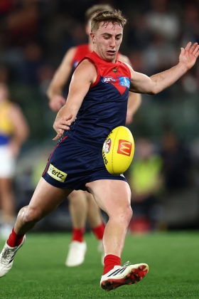 Bailey Laurie is a forward pocket, a role which traditionally is about snaffling scraps off the table dropped by the big boys and making the most of the thin gruel in most games... then filling your boots when there's a carcass to plunder, as there probably will today against the lowly Bombers. Normally he would not be a fantasy factor at all, but it is on days like today where it might be worth a look in deep draft leagues to bring him off the free agent pool for a spot start, as he feasts in what is projected to be an easy ten-goal win. No guarantees, but he has short-term upside.