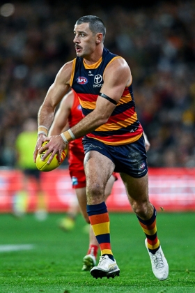 Taylor Walker is a great of the Adelaide Football Club with plenty of achievements in the rear vision mirror, but that doesn't mean he deserves a best 23 spot this late in his career. He was never one to centre his game on aerobic capacity, and his prodigious kicking ability has not left him in his twilight, so age has not lessened his powers much. The question for coach Matthew Nicks is whether his kind of player is bringing the best out of his teammates. Riley Thilthorpe is a beast at FF while the Texan holds down CHF; the question is how to make best use of Darcy Fogarty.