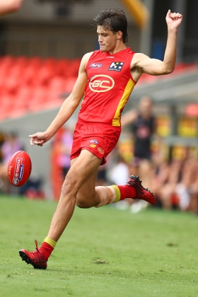 Ned Moyle gets very little mainstream footy media attention, tucked away on the Gold Coast where only local beat reporters seem to be in touch with the way the club operates. He has just come off two monster performances against Darcy Cameron and fellow young buck Lachlan McAndrew, however, and seems to be the lead ruck going forward for the Suns with Jarrod Witts at the age of 33 and sidelined from the seniors. His work around the grounds is improving as well as his tap work, making him a very interesting prospect for next season if he can maintain this form.